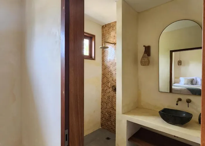 Solara 4*